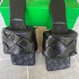 新品未使用 Bottega Veneta リド 39.5 Bottega Veneta | Shoes | Bottega Veneta Lido Flat Sandal